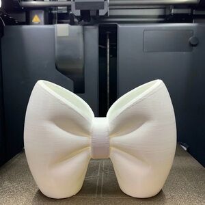 Bow-Shaped Pen/Pencil/Makeup Brush Holder